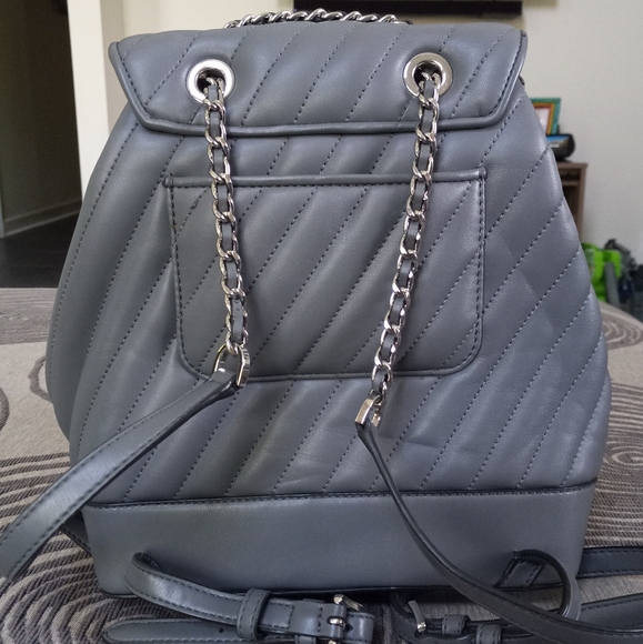 MICHAEL KORS Rose Medium Backpack - Picture 3 of 12